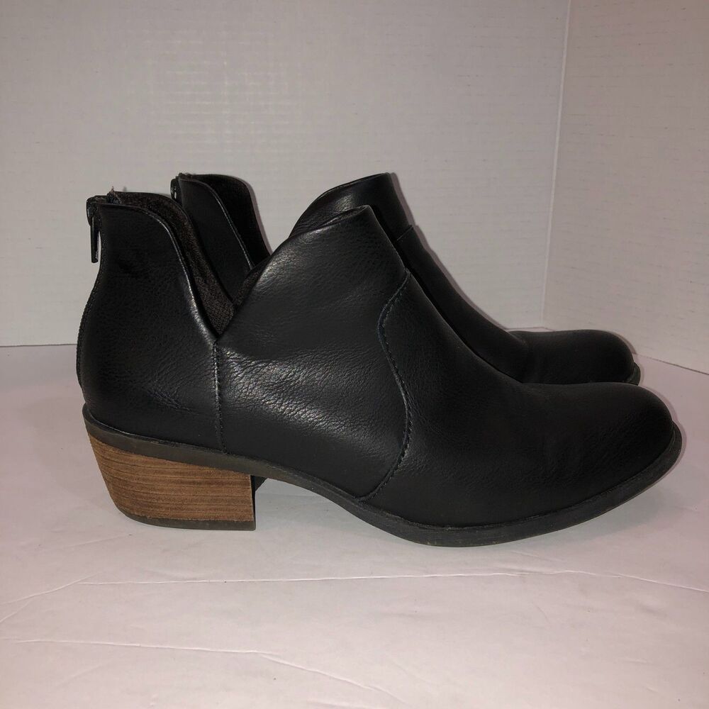 Born boc Size 9 Black Lucy Faux Leather Bootie Back Zip Chelsea Ankle Boots - Picture 3 of 11